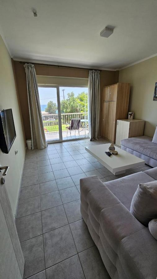 Crown Hotel Nea Skioni Dış mekan fotoğraf