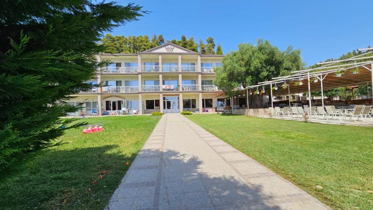 Crown Hotel Nea Skioni Dış mekan fotoğraf